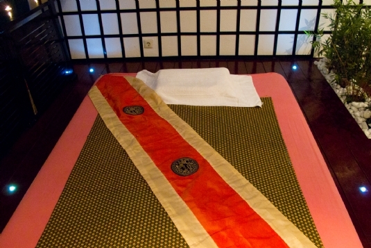 Massageraum 'Sukhothai' Mandarin Spa Nimwegen, Niederlande. (1)