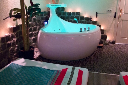 Duo Massageraum 'Phuket' Mandarin Spa Nimwegen, Niederlande. (0)
